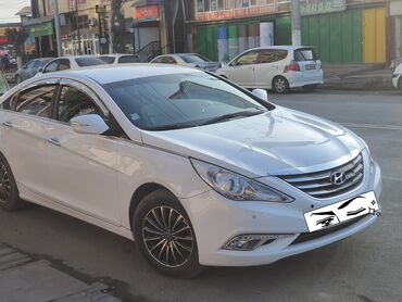 авто на рассрочку: Hyundai Sonata: 2 л | 2013 г. | Седан | Идеальное