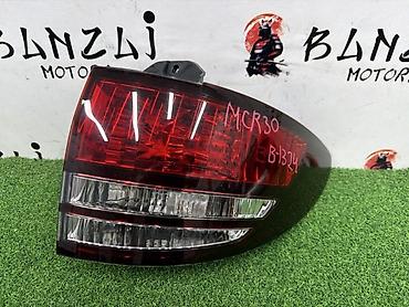 катушка естима: Задний правый стоп-сигнал Toyota 2003 г., Б/у, Оригинал, Япония — 4