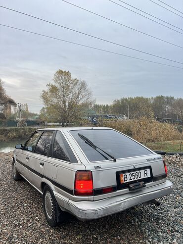 Toyota: Toyota Carina: 1987 г., 1.6 л, Механика, Бензин, Хэтчбэк