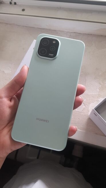 huawei y5 lite qiymeti: Huawei Nova Y61, цвет - Голубой, Сенсорный