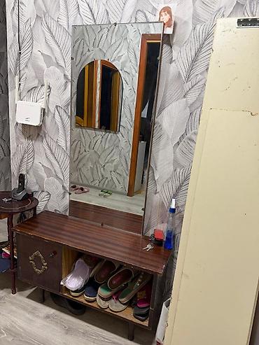 Dəhliz dolabları: Güzgülü dəhliz konsolu və ayaqqabı dolabı - Material: taxta karkas — 1