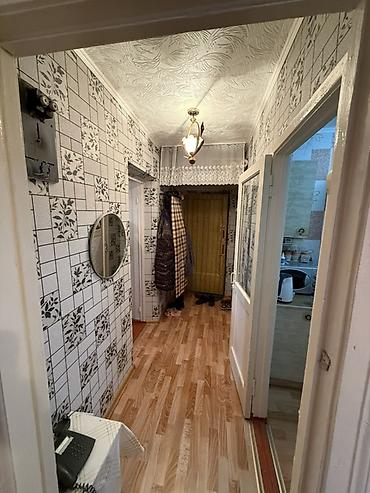 Продажа квартир: 3 комнаты, 42 м², 104 серия, 3 этаж, Косметический ремонт — 1