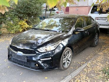 срочно продам авто в связи с переездом: Kia Cerato: 2019 г., 1.6 л, Вариатор, Бензин, Седан