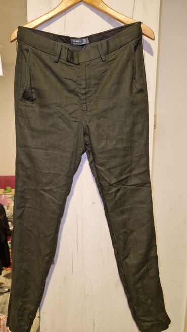 pull and bear pantalone zenske: M (EU 38), Normalan struk