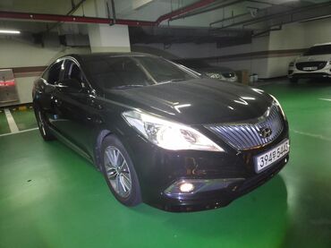 aston martin db7 5.9 at: Hyundai Grandeur: 2.2 l | 2016 il Sedan