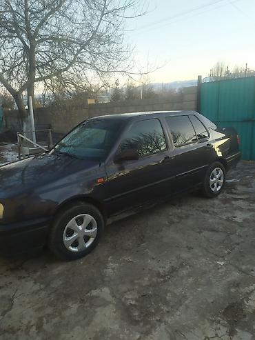 smart open: Volkswagen Vento: 1993 г., 1.8 л, Механика, Бензин, Седан — 9