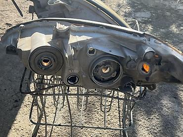 Передние фары для автомобиля (пара), галоген.Toyota Camry 30 Состав и