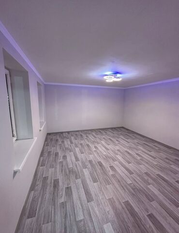 узак моонотко: 30 кв. м, 1 бөлмө, Евроремонт