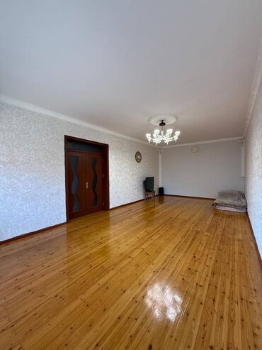 Həyət evləri və villaların satışı: 5 otaqlı, 260 kv. m, Orta təmir — 7