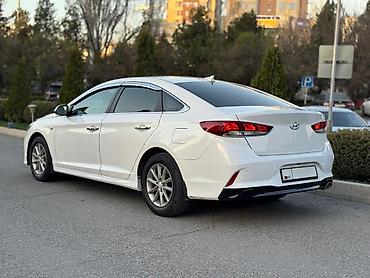Hyundai: Hyundai Sonata: 2018 г., 2 л, Автомат, Газ, Седан — 5