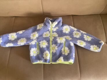 qızlar üçün paltarlar: Zara kids yun gödəkcə.4-7 yaşa normaldır