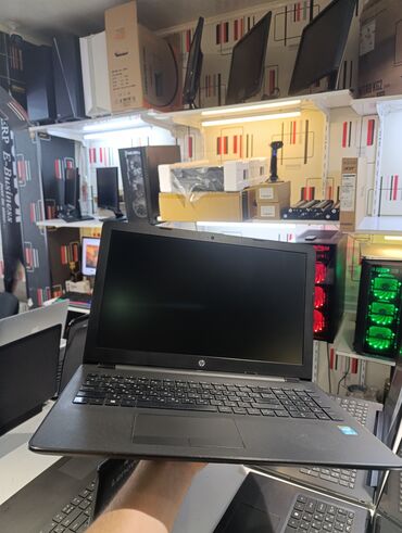 en ucuz i7 laptop: İşlənmiş HP 15.6 ", Intel Core i3, 512 GB, Ödənişli çatdırılma, Ünvandan götürmə