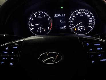 хендай селеста: Hyundai Grandeur: 2017 г., 3 л, Газ, Седан — 6