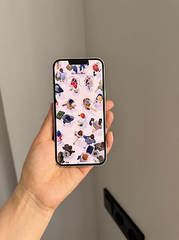 avata 2: IPhone 13, Б/у, 128 ГБ, White Titanium, Защитное стекло, Чехол, Коробка, 81 % — 6
