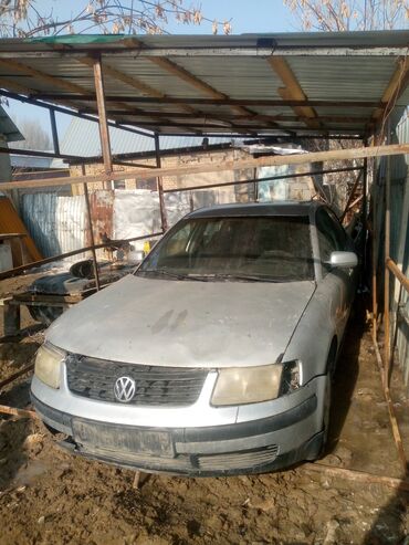 Volkswagen: Volkswagen Passat: 1998 г., 1.9 л, Механика, Дизель, Седан