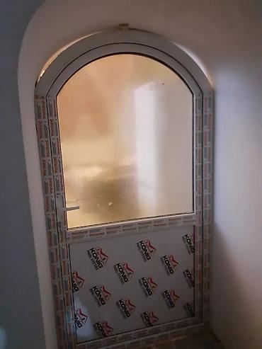 plastik qapi pencere: Plastik Naxışlı Hamam və Balkon Qapıları — 6