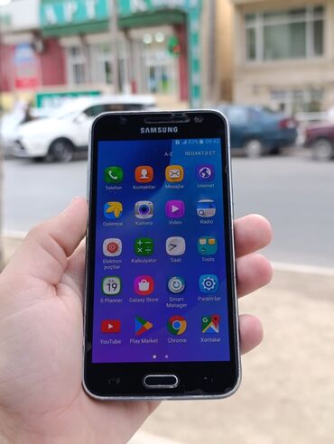 samsung j320: Samsung Galaxy J3 2016, 8 GB, rəng - Qara, Düyməli, İki sim kartlı