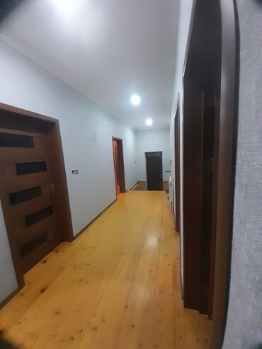Həyət evləri və villaların satışı: Satılır: həyət evi - Layihə: 1 mərtəbəli, geniş dəhlizli planlama