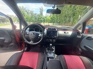 джаз авто: Honda Jazz: 2004 г., 1.4 л, Вариатор, Бензин, Хэтчбэк — 2
