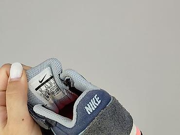 trampki: Buty sportowe Nike, 21, Używany — 6