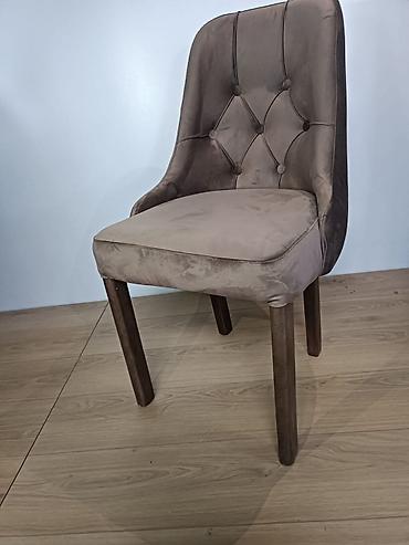 Stolice: Barska/klupska tapacirana stolica – elegantan model sa proštepom i — 2