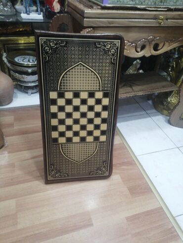 Şahmatlar: 1 ci şəkildəki nərd 25azn Şahmat və şaşki lövhəsi var Milli Faner — 6