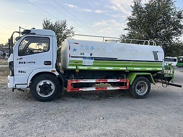 danigo 3: Поливомоечная/водовозная машина DFAC (Dongfeng) - Шасси: DFAC (кабина — 2