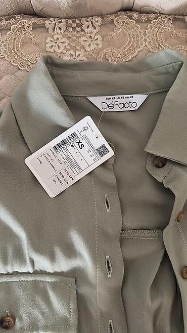 de facto sweatshirt: DeFacto qadın köynəyi -heç geyinilmeyib - seçilmiş metrolara puısuz — 2