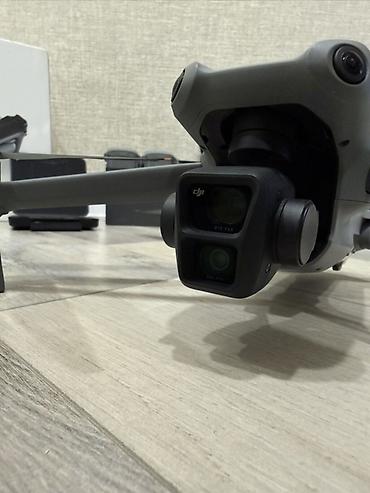 Дроны: DJI Air 3 Fly More Combo + RC 2 Комплект дрона с пультом с экраном и — 2