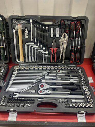 инструменты для машин: 142 персон набор инструментов профессиональный от фирмы FORCE оригинал