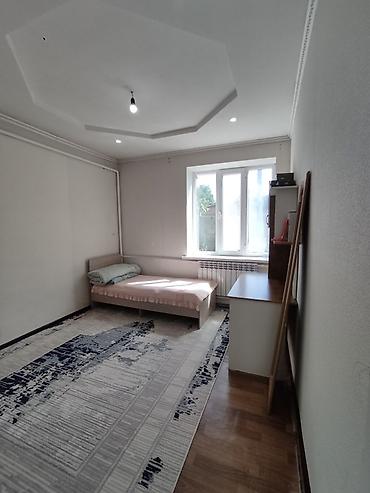 Продажа коттеджей и домов: 📍 В Сокулуке от центра 300м продается дом на участке 9 соток состоит — 12