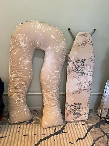 bed sheets: Большая U‑образная подушка для сна и отдыха. Особенности: - U‑форма — 1