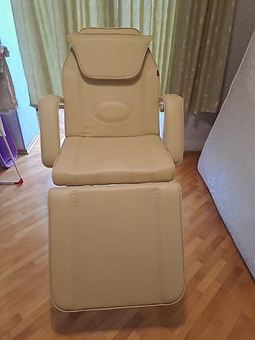 Salon, tibbi kreslolar: Peşəkar masaj/kosmetoloji kreslo-çarpayı. Unvan tibb universitetinin — 1