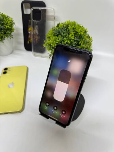 Apple iPhone: IPhone 11 Pro, Б/у, 128 ГБ, Черный — 11