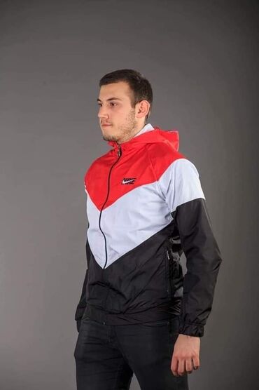 Sportska odeća: Muski suskavac
Vrhunski kvalitet
M L XL XXL
Cena 3700 din — 4