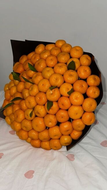 шоколадный букет: Букет из мандаринов 🍊
Идеальный подарок 🎁