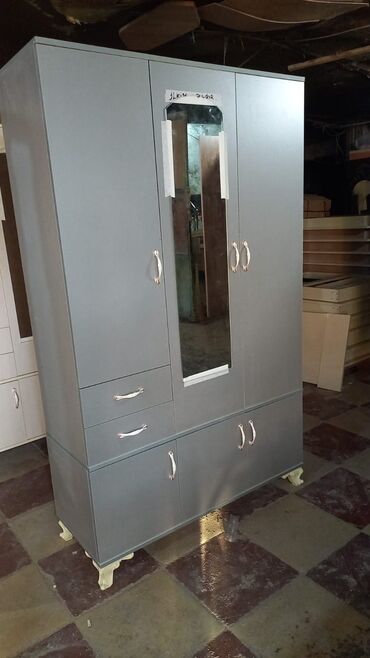 Dolablar: Açılan, 3 qapılı Düz dolab, Qarderob, paltar dolabı — 11