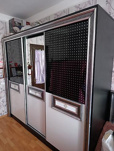 Yataq otağı dəstləri: Tecili Satılır!!!! Dolab. Kamot ------------------------- Dolab — 1