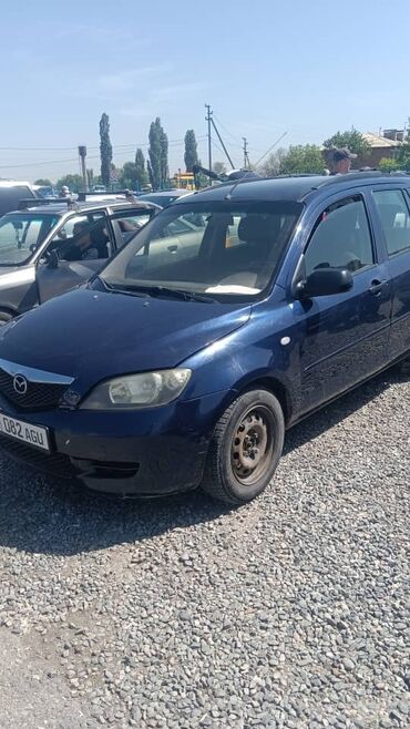 Mazda: Mazda 2: 2005 г., 1.4 л, Механика, Бензин, Седан