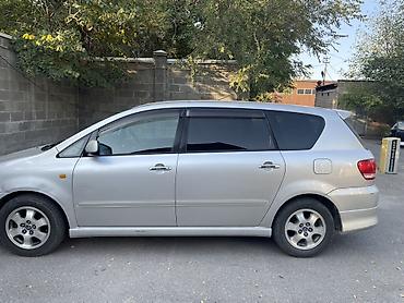 Toyota: Toyota Ipsum: 2002 г., 2.4 л, Автомат, Бензин, Минивэн — 5