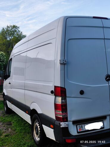 тракторы с куном: Жеңил жүк ташуучу унаа, Mercedes-Benz, Стандарт, 3 т, Колдонулган