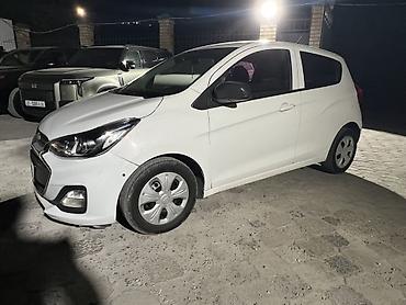 Продажа авто: Chevrolet Spark: 2018 г., 1 л, Автомат, Бензин, Хэтчбэк — 3
