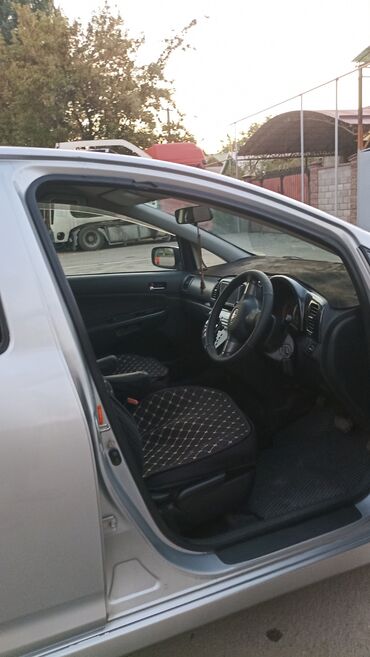 Toyota: Toyota WISH: 2003 г., 1.8 л, Автомат, Бензин, Минивэн — 13