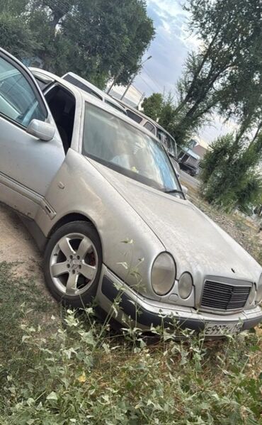 мотор на мопед: Mercedes-Benz 220: 1996 г., 2.3 л, Автомат, Бензин, Седан