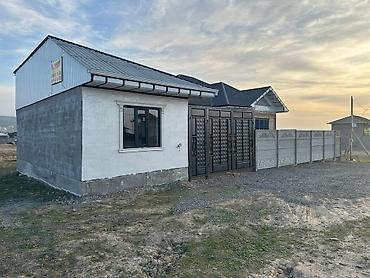 Продажа коттеджей и домов: Ото Сонун уй сатылат -Адресс:Мады Баш Булак .Жери тегиз Тел — 9