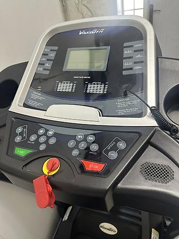 mass geyner: VolksGym qaçış trenajoru - Marka/model: VolksGym (paneldə “Heart Rate — 1