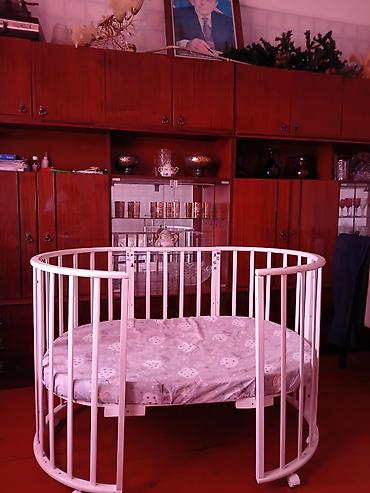 tək yataqlar: Oğlan və qız üçün, İşlənmiş, Yumru, Beşik, Matras ilə, Yellənmə mexanizmsiz — 2