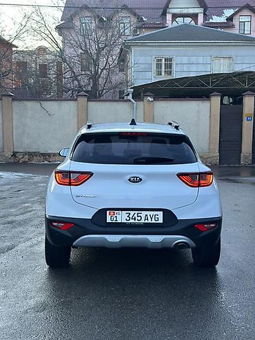 Kia: Kia Stonic: 2018 г., 1.4 л, Автомат, Бензин, Кроссовер — 3