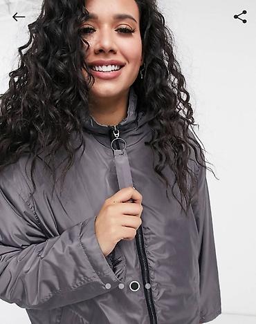 asos: Продаю новую куртку ASOS DESIGN Plus-size, размер 52-54  • Несъемный — 2