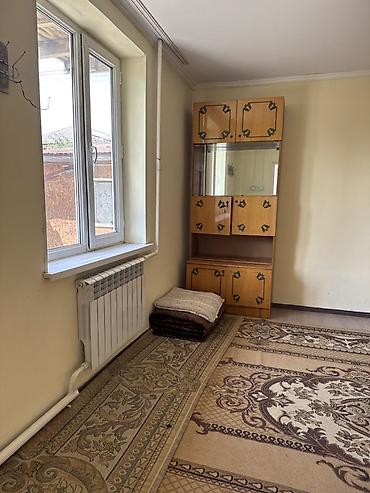 Комнаты: 16 м², Без мебели — 3